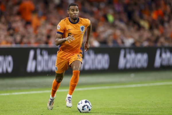 粤有钱配资 赫拉芬贝赫：作为荷兰我们不该踢成这样，虽然没输但感觉像输了